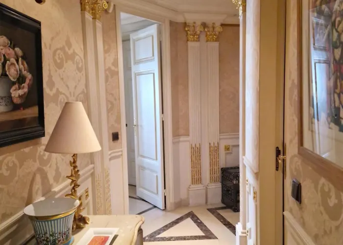 Apartment Tour Eiffel Luxury Paris