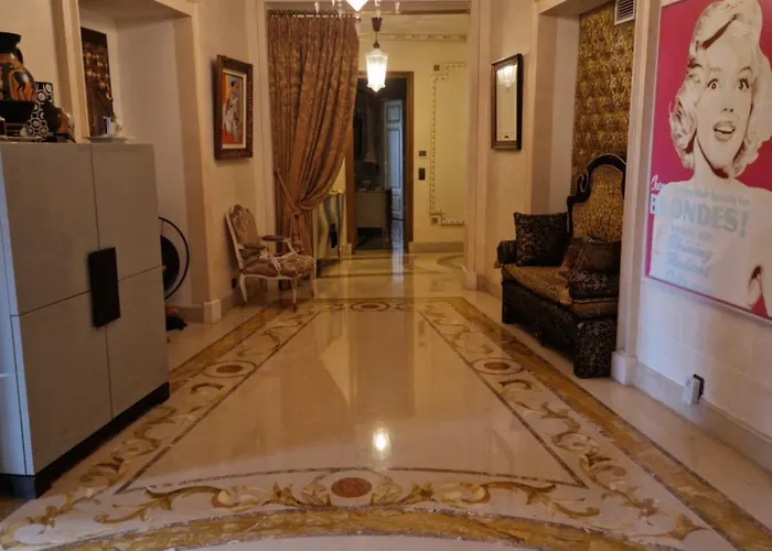 Tour Eiffel Luxury Apartment *