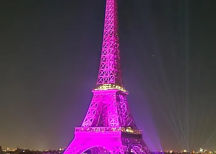 Tour Eiffel Luxury Lägenhet *