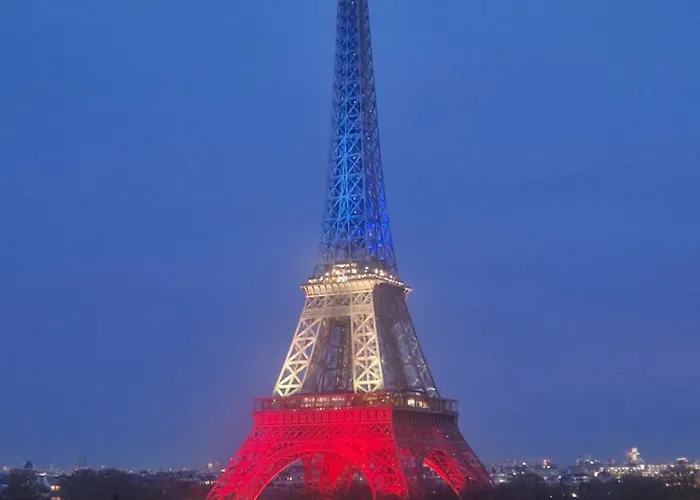 Tour Eiffel Luxury Paris