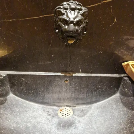 Tour Eiffel Luxury Apartment *